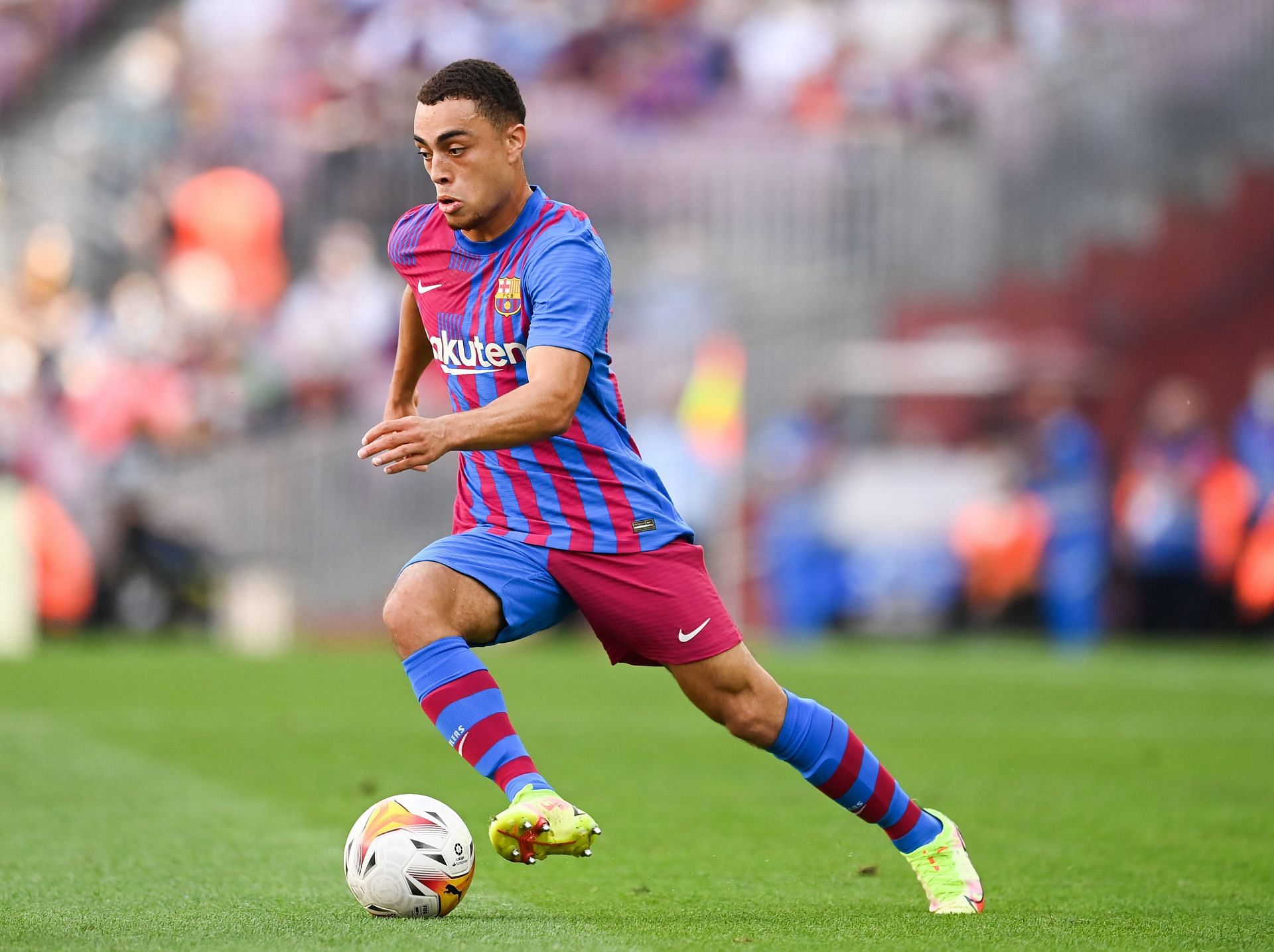 Sergino Dest is Xavi's ultimate option at right-back.